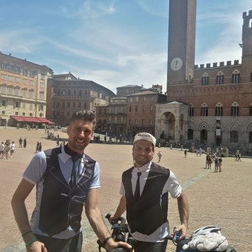in bici per l'italia siena